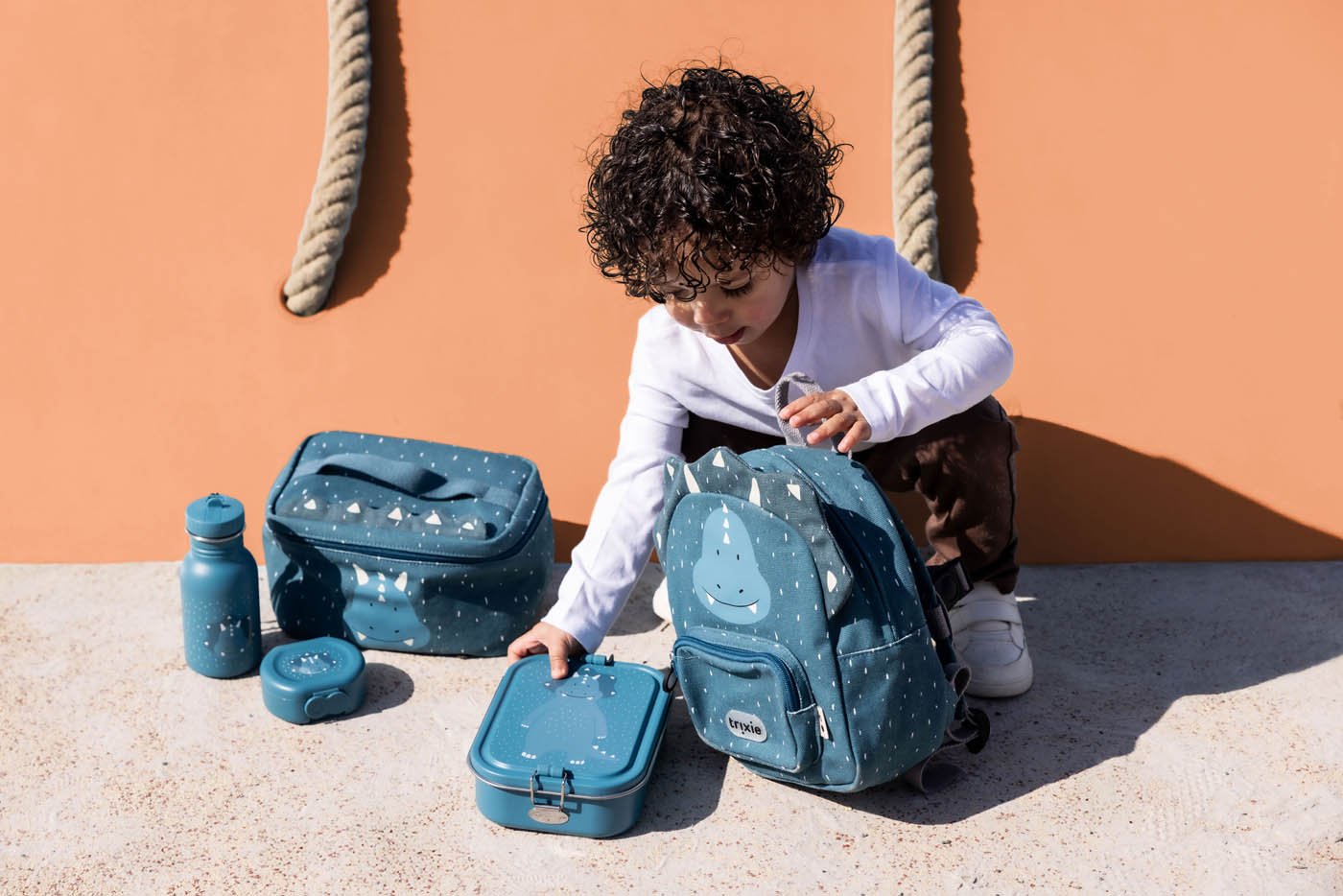 Trixie Large Lunch Box (Mr Triceratops) - Image 4